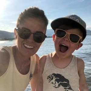 Meet your Posher, Andrea